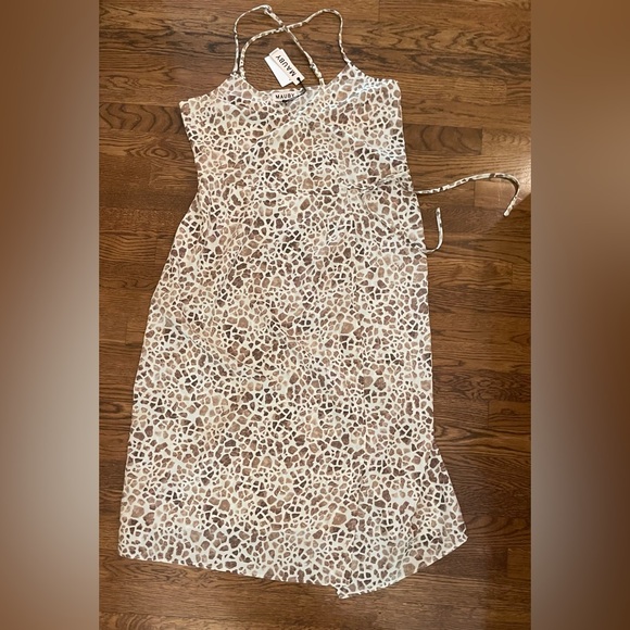 NWT Mauby Wrap Dress Animal Print, Midi length - Picture 3 of 9